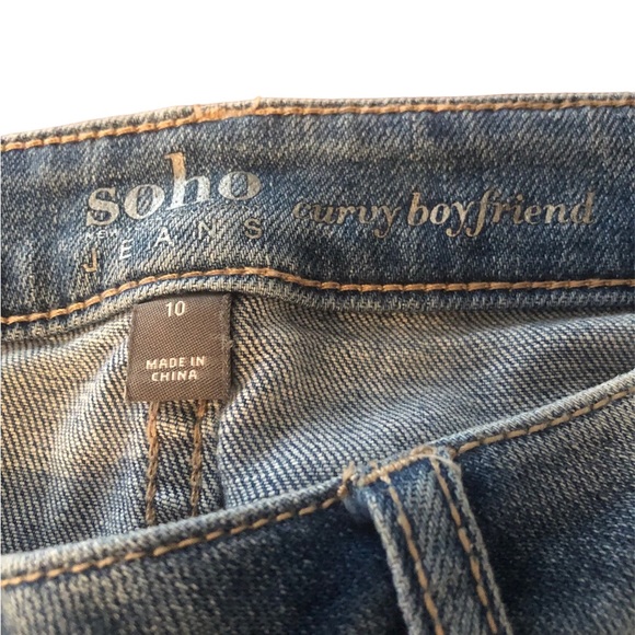 SOHO New York & Company Women's Stretch Jeans Size 10. Boyfriend Curvy - Picture 4 of 8